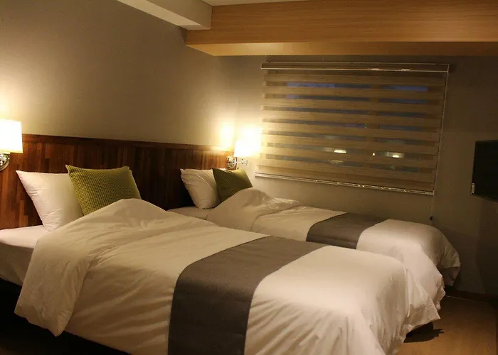 Cleo Hongdae 2* Seoul