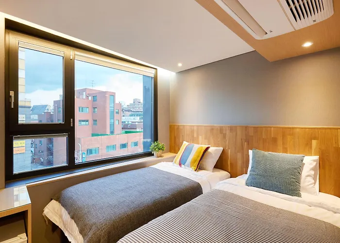 Cleo Hongdae Hotel 2*