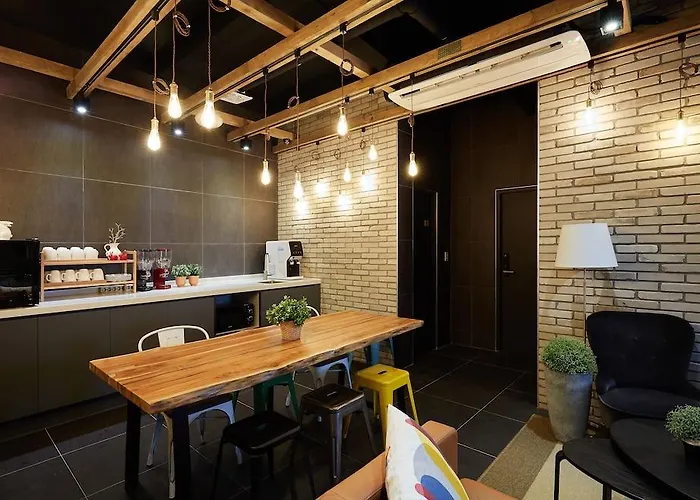 Otel Cleo Hongdae