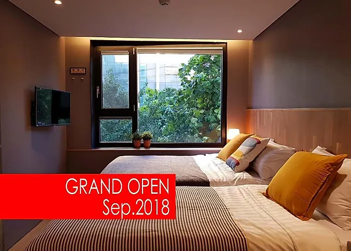Hotel Cleo Hongdae Seoul