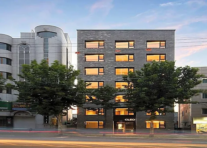 Hotel Cleo Hongdae 2*