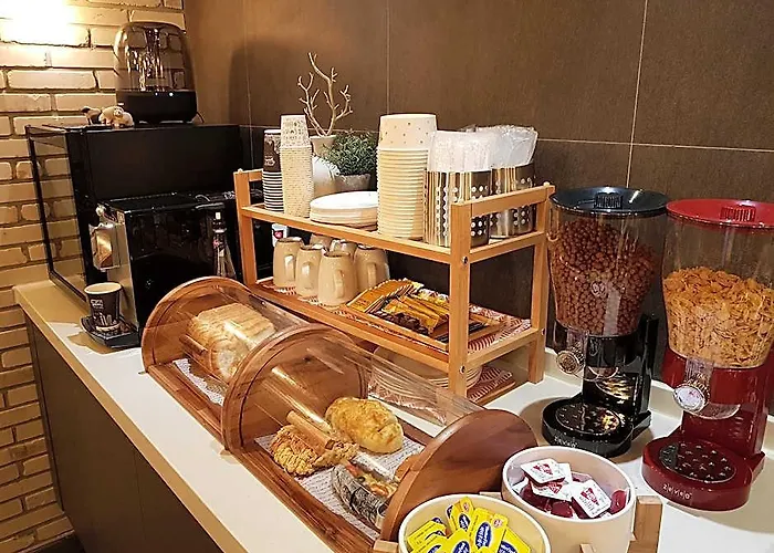 Hotel Cleo Hongdae Seoul