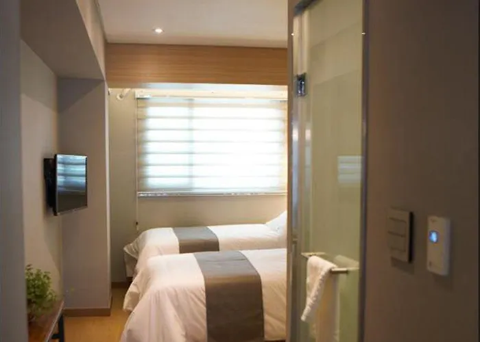 Hotel Cleo Hongdae Seoul